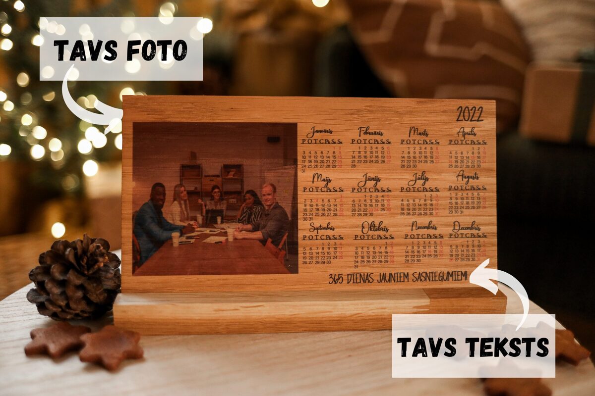 Koka galda kalendārs ar foto