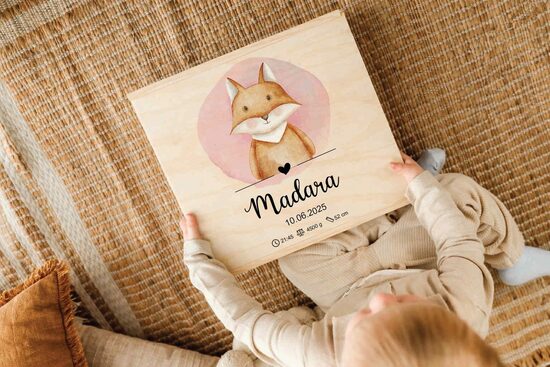 Atmiņu kaste ar lapsu