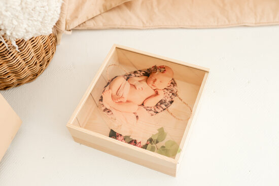 Atmiņu kaste ar foto stikla vāku