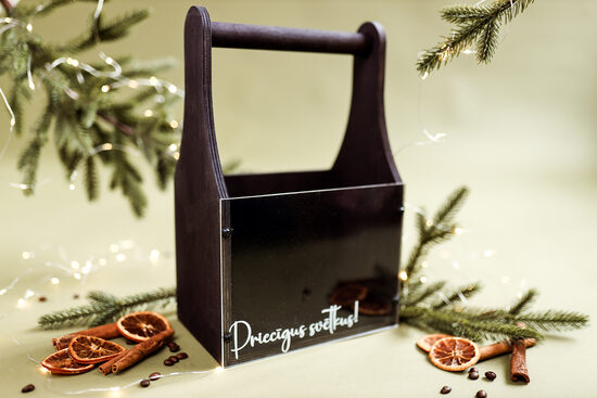 Saldumu kaste ar stiklu