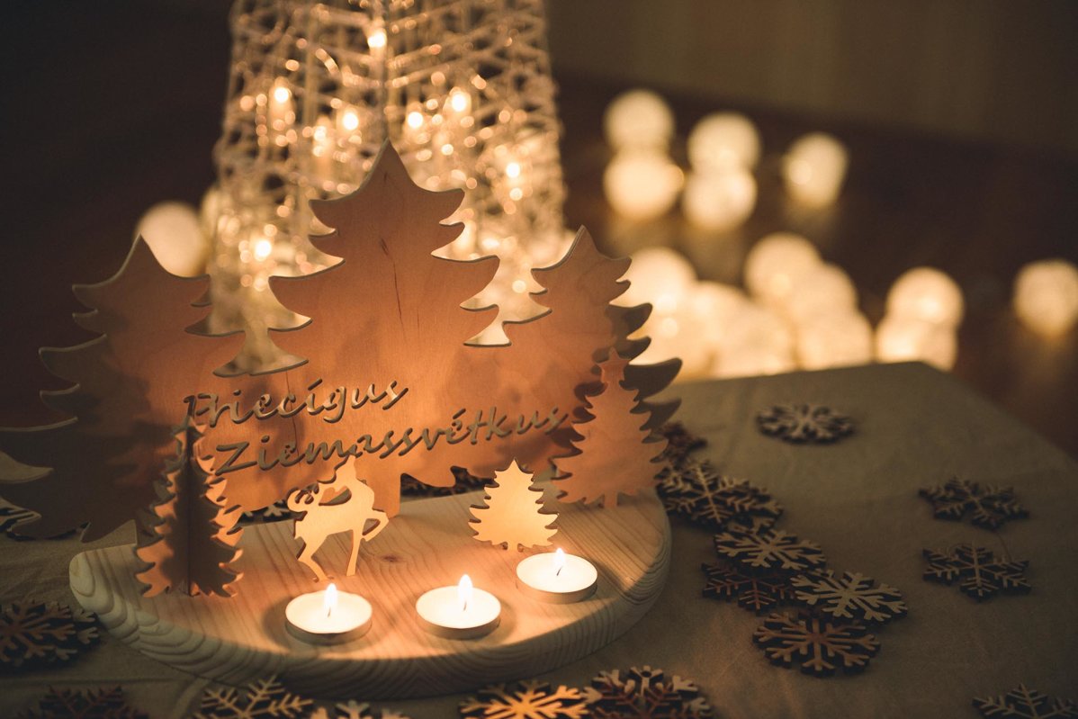 Wood candlesticks