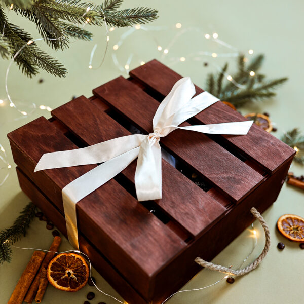 Klasiskā dāvanu kaste